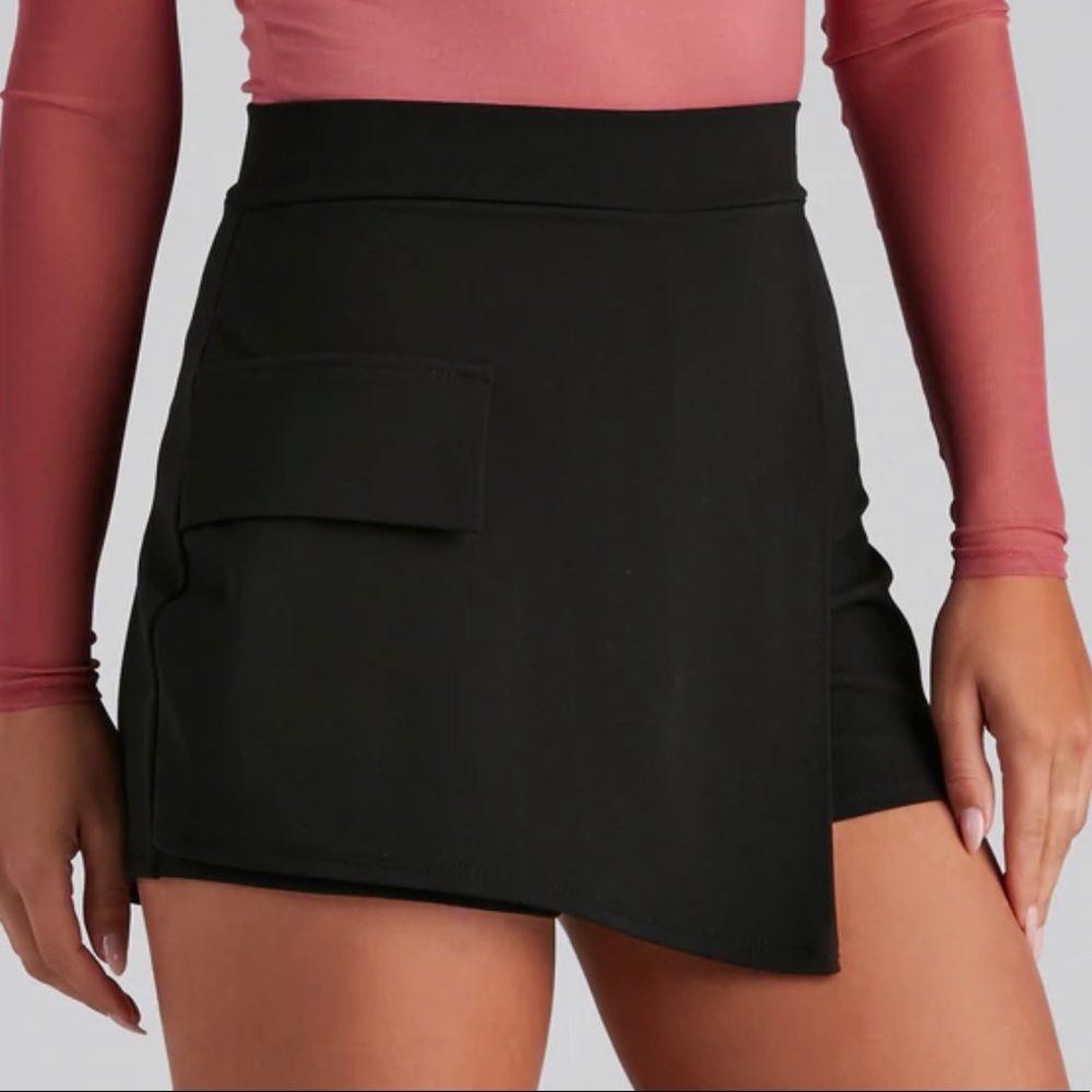 Elevated Chic Envelope Skort NWT